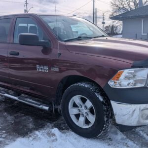 2017 Ram 1500 4WD Crew Cab 140.5" ST